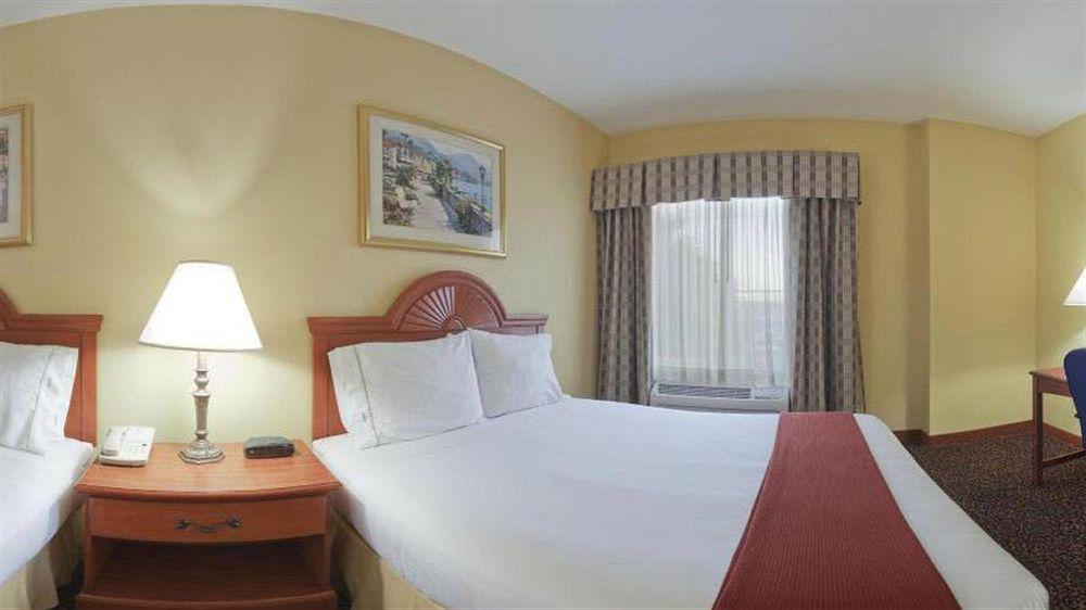 Fairfield Inn & Suites Houston Hobby Airport Buitenkant foto